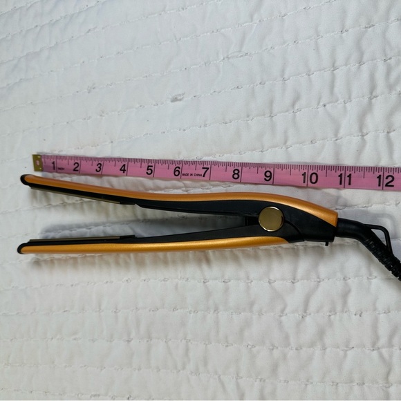 Lunata Vibrant Orange Hair Straightener On and Off Switch - Picture 7 of 12